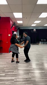 183K views · 14K reactions | This is her first lesson with me and I think she did an awesome job . Drop a heart for her @veraleka #effortlesssteppin #dance#chicagodance #dancechicago #chicagostepping #chicagosteppers #steppingchicago #dancestudio #blackdance #dancers #stepper #steppers #stepperschicago #choreography #chicagodancestudio #steppersetchicago #stepperset I do not own the rights to this is music | Effortless Steppin | Facebook
