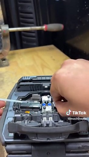 Fujikura 90R Mass Fusion Splicer: Fiber Optics Joining Process