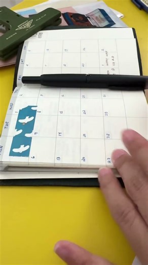 Monthly setup in Traveler’s Notebook Passport #travelersnotebook #journaling #stationery