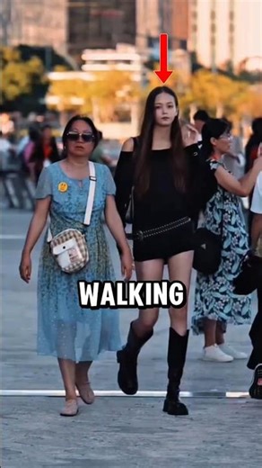 This Girl Turned Into a Supermodel When a Red Carpet Appeared😳