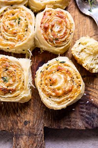 Herby Everything Cheddar Swirl Buns.