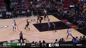 3-pointer by Javonte Smart