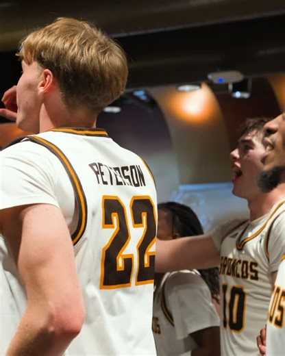 FIRST FIGHT SONG OF THE YEAR ✅ #BroncosReign | Western Michigan Men's Basketball
