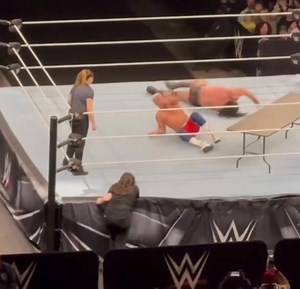 Cody Rhodes vs Drew McIntyre WWE live show | Adil Farooq