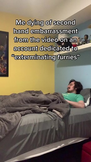 Embarrassing Moments: Reacting to Cringey Videos