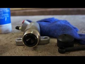 1968 MGC Clutch Slave Cylinder Replacement
