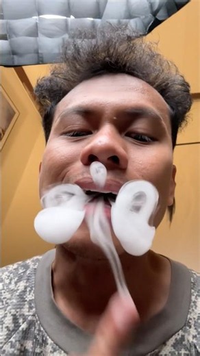 Oxva xlim pro 3 best flavor ❤️🤝 @O‪@OXVAOfficial‬shorts #video #art #tricks #fyp #trending #foryou