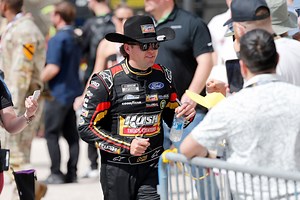 “I’m not tryna hide my relationship”: Noah Gragson comes clean on his dating life