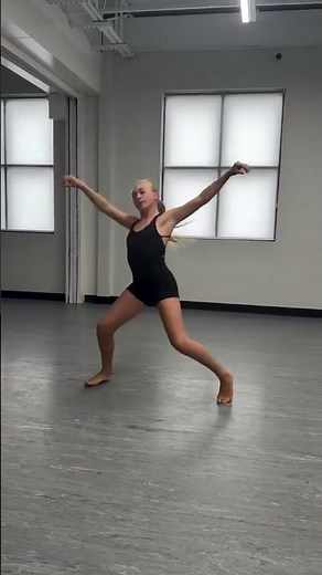 Everleigh at dance practice #labrantfamily #dance #everleighlabrant #colelabrant #edit #dance