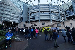 Newcastle's Rolando Aarons admits to reminiscing about Sheffield Wednesday loan spell