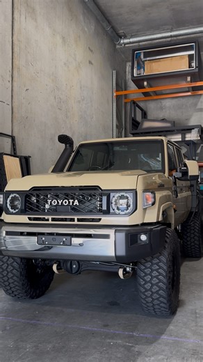 It’s unusual for us to reveal a build like this before it’s finished (besides from our daily IG stories) but this one’s just too good to keep a secret. Phone camera just doesn’t do it justice and it’s extremely hard to photograph being so dark inside. No expense spared on this rig and a true testament to what we and our team can achieve together. This one’s not done with yet, wait till you see the rest! #sebuilt #custom #interior #luxuary #shannons_engineering | Shannons Engineering