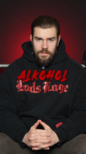 GODS RAGE® on Instagram: "Alkohol ist ein Gift. Warum sollte sich irgendwer freiwillig vergiften? Die Frage ist nicht „wie viel ist in Ordnung?“, sondern ob es überhaupt sinnvoll ist, es regelmäßig zu konsumieren. Und die Antwort lautet: Nein. Gods Rage bleibt stabil. Was ist mit dir?"