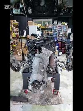 Авто из Кореи. BMW e60 528i, 2007 год, Пробег 200.000 км, меняем клапанную крышку, тех состояние.