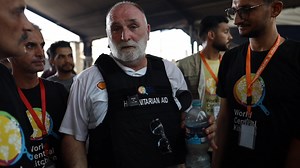 181K views · 3.4K reactions | Chef José Andres met with WCK teams in Gaza at one of our high-capacity field kitchens, a bakery, and two facilities in the Deir al Balah area. Support our work to scale up to 1 Million Meals a Day for Gaza. | World Central Kitchen | Facebook