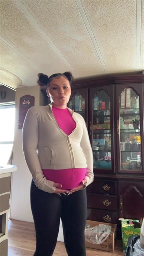 Journey of a Twin Mom at 32 Weeks Pregnant