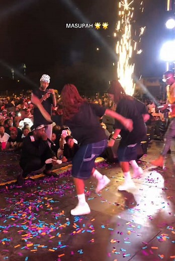 Discover the Excitement of Lekompo Balcony Mix 8