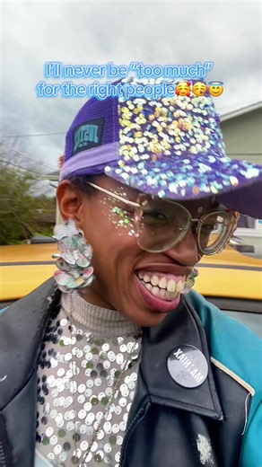 SpaceWalker1111 (@spacewalker1111)’s video of people