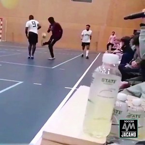 93K views · 649 reactions | A tasty little bit of skill to get your Friday morning off to a good start  | Soccer AM | Facebook