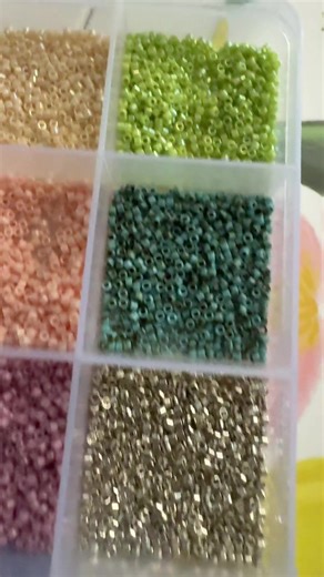 #handmade #beads #crafting #handmadejewelry #pinksteonesstudio