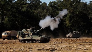Paladin Crews Conduct Live-Fire Training at Fort Stewart