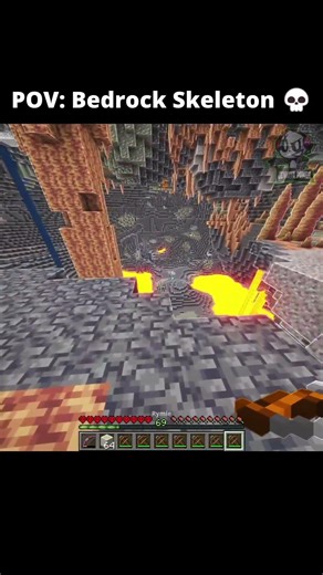 POV: JAVA VS Esqueleto BEDROCK (Parodia En Español) Rymie EN ESPAÑOL #shorts #minecraft