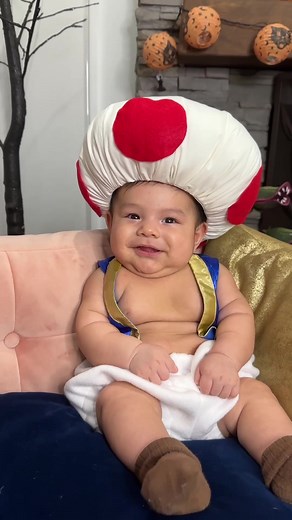 My little toadstool 🥹 More baby Halloween Costume ideas video is live on my YouTube channel 🍄 #baby #babyhalloween #halloweencostume #diy #supermario