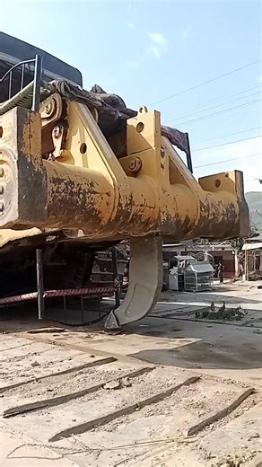 HSE engineer m Usman D-155 Bulldozer Best High Quality #Supervisor #safety #IHSE | HSE Engineer M.Usman