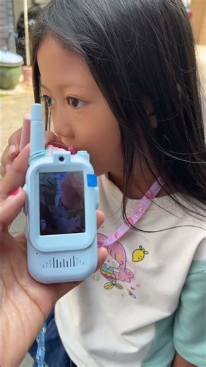 Long-distance video call without phone credit or Wi-Fi, just using a walkie-talkie