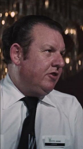 Plenty O'Toole playing craps in Diamonds Are Forever #shorts #jamesbond #seanconnery #spymovie