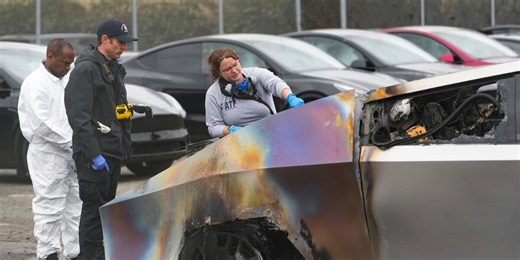 Fire that damaged four Tesla Cybertrucks in Seattle under investigation