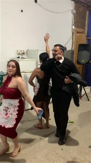 GITANOS BAILANDO RUMBA ESPECTACULAR CON ALEGRIA CELEBRANDO EN FAMILIA LA NAVIDAD 💙❤️💚#gypsy #rumba