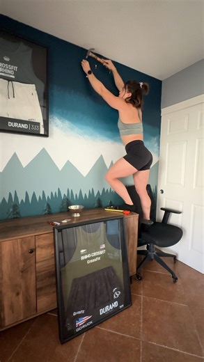Alison Scudds | CrossFit Athlete on Instagram: "Being able to carry 100lbs desk upstairs by myself is definitely a life long fitness goal 🤣💪 I had so much fun planning and doing this home office makeover in secret for @raphcatalano Christmas present. Hit me up if you need any tips for your own space!"