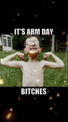 #bicepsworkout #biceps #gym #workout #fitness #viral #bodybuilding #gymhumor #funny #memes #fitdad