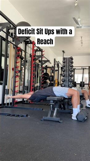 Here’s a challenging ab exercise. To make them even harder you can hold weight on the reach #abs