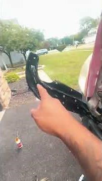 Replacing freightliner cascadia hood brackets
