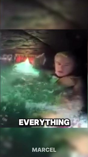 This is how underwater scenes are filmed 😯