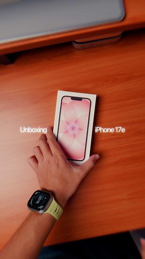 Unboxing iPhone 17e Soft Pink: Hands-on & First Look