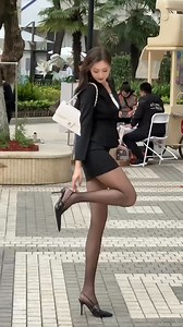 Very beautiful and stunning young woman #asiangirl | Asian Girl