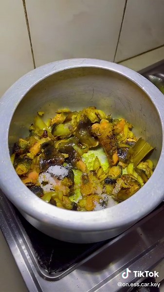 Delicious Mutton Leg Soup Recipe by Three Sisters