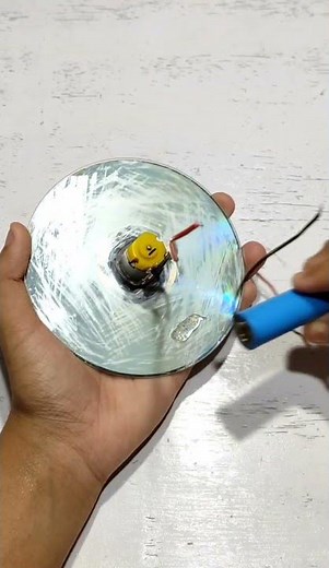 How to Make a Disc Gyroscope at home |Diy Gyroscope|#Gyroscope #Experiment #Shorts
