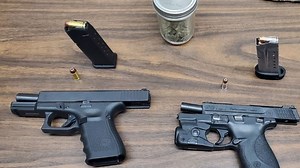 3 teens taken into custody after carjacking, police pursuit ends in crash in St. Louis