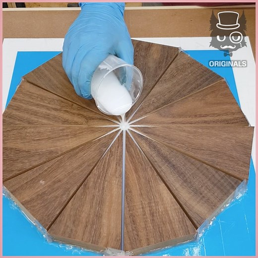 3.4M views · 33K reactions | This Clock has such a Unique Design ! 勞 | Simple | Facebook