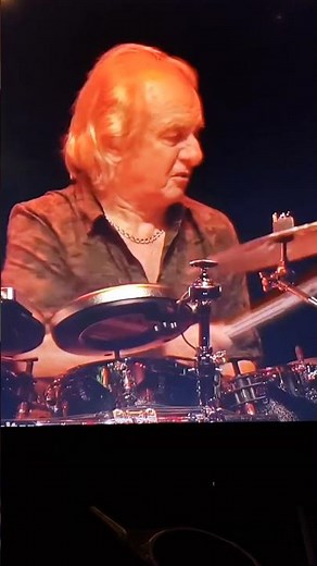 Chris Squire from YES Bass solo