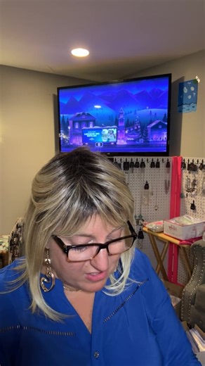 Early LIVE tonight! Come on in and join me to see the bling! Code word is “meow!” Hop in and type the code word for a chance at a free piece! | Signature Sparkles with Shari