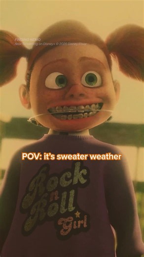 Leaves are falling, sweaters are calling. 🧶🍂