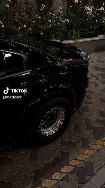 Corvette vs. Hellcat: The Ultimate Showdown