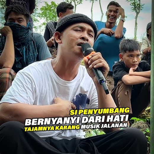 46K views · 856 reactions | Luar Biasa !! Penyumbang Ini Bernyanyi Dari Hati Bareng Musik Jalanan Irama Dopang ( TAJAMNYA KARANG ) | Penggemar Musik Jalanan | Facebook
