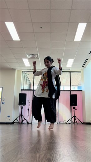 Dynamic Dance Freestyle Performance