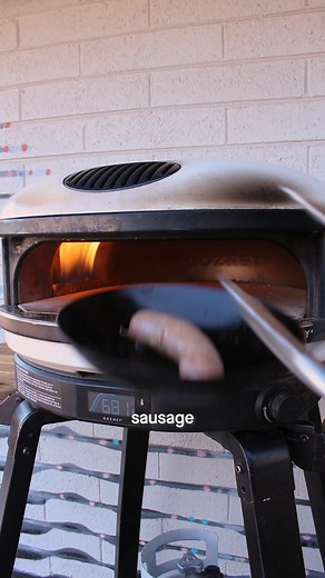 Arc XL's outstanding heat retention and precision control gives you consistent results for any cooking style, from flame-seared steaks and roasted fish to bubbly cast-iron dishes. No more long waits or limiting what you can create for friends and family. Discover chef-level performance at home with Gozney. -- #Gozney #CookDifferent | Gozney
