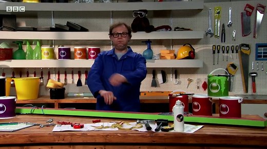 Gigglebiz DIY Dan builds a see saw